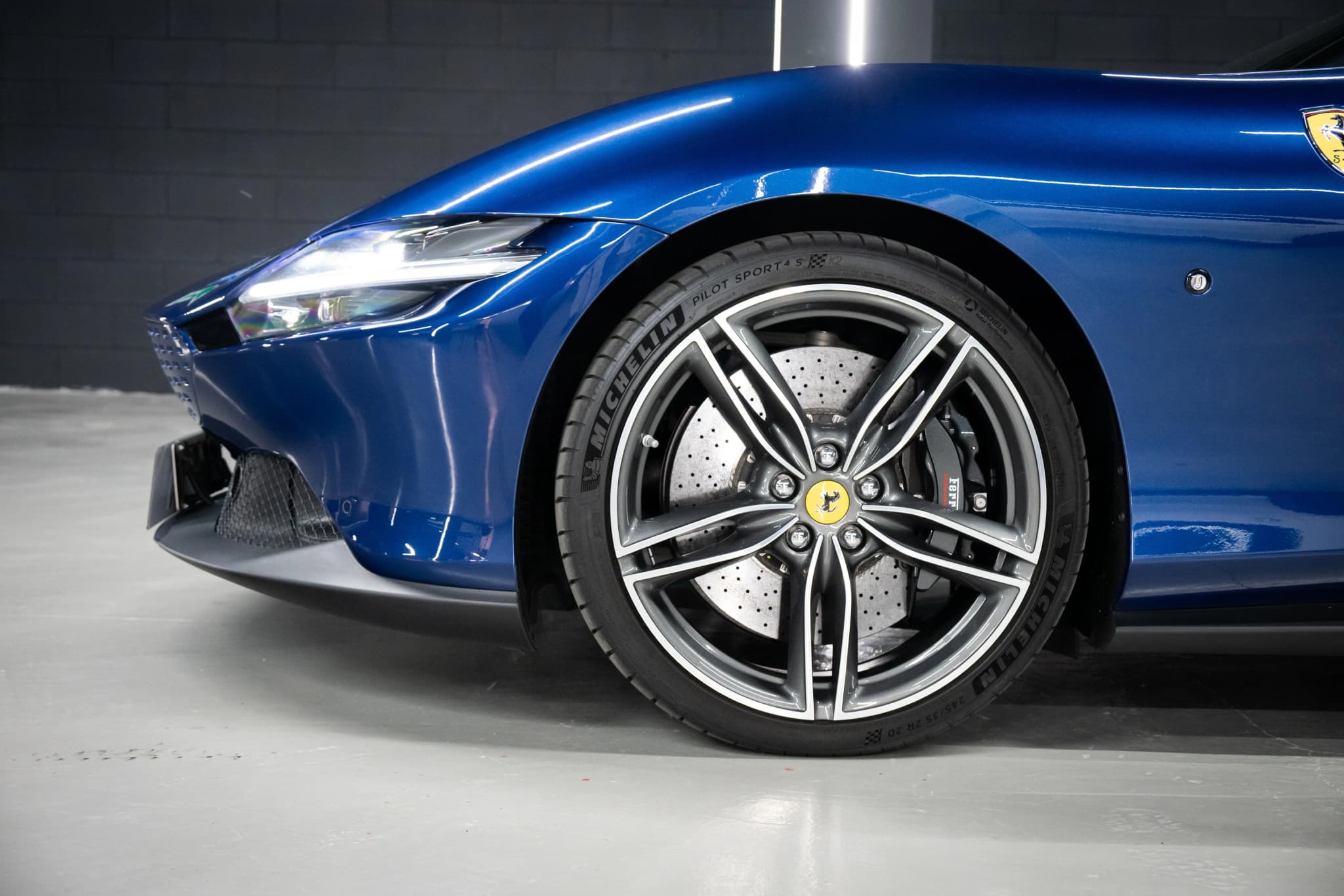 Ferrari Roma Spider
