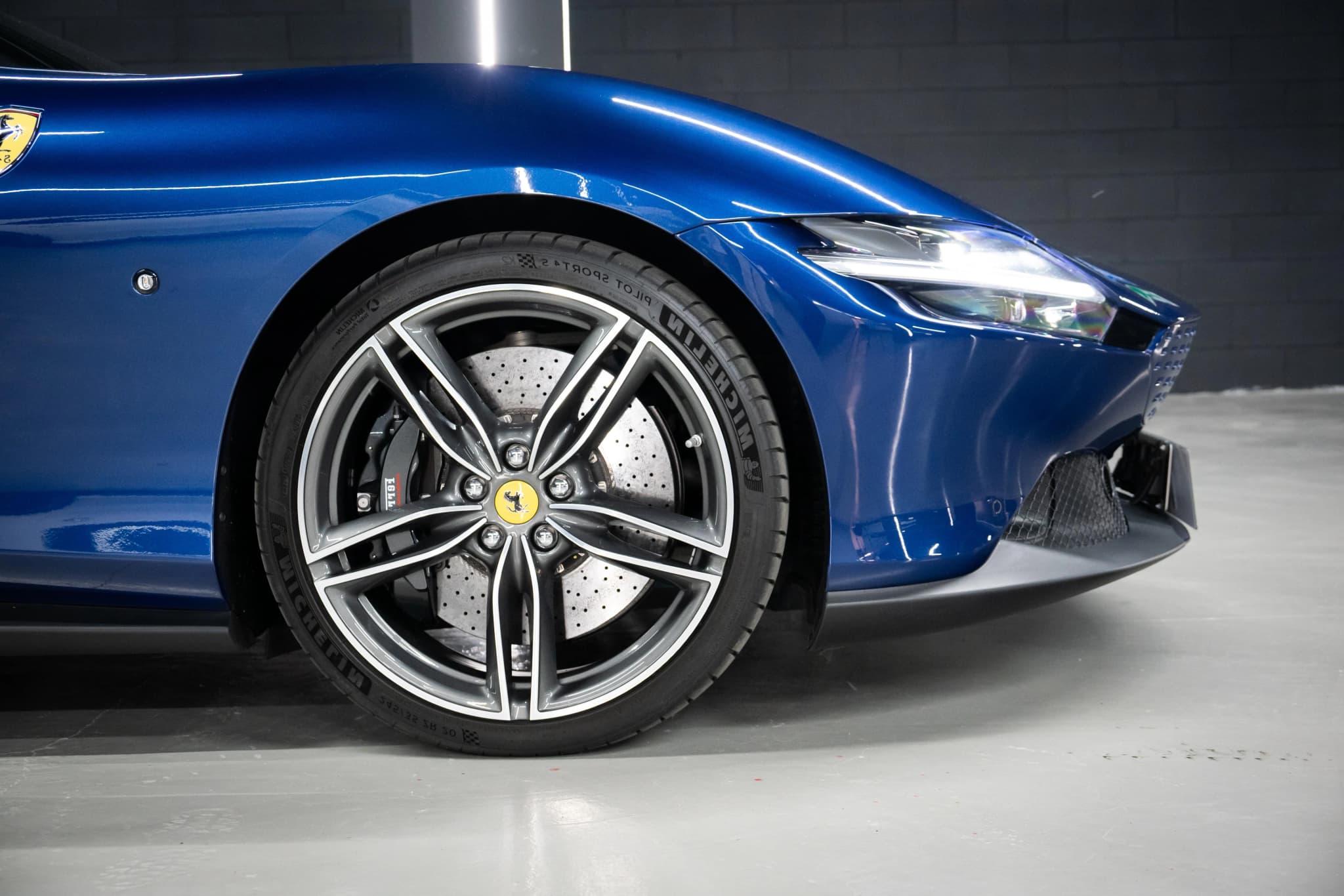 Ferrari Roma Spider