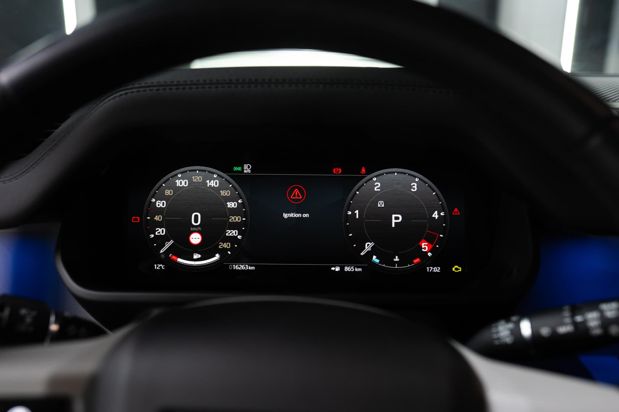 Land Rover Defender 110