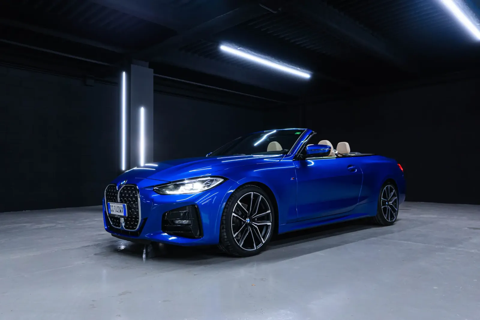 BMW Serie 4 Coupé 2023 Blue rental | Rial Rent