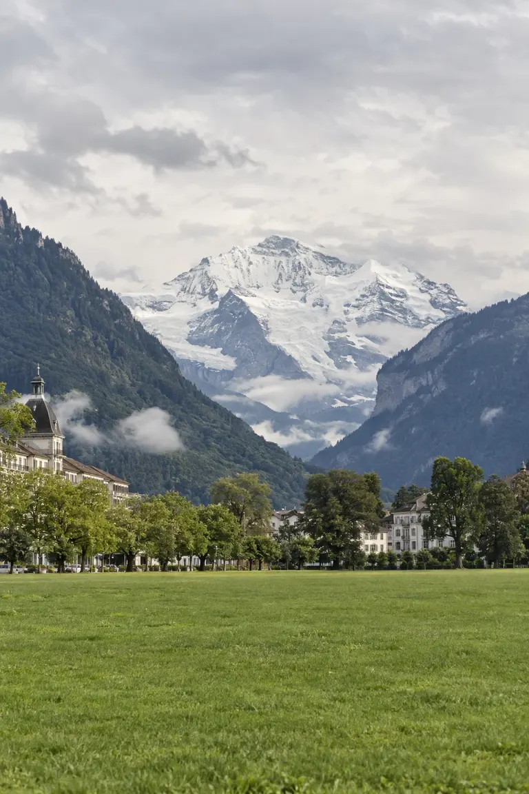Luxury car rental in Interlaken